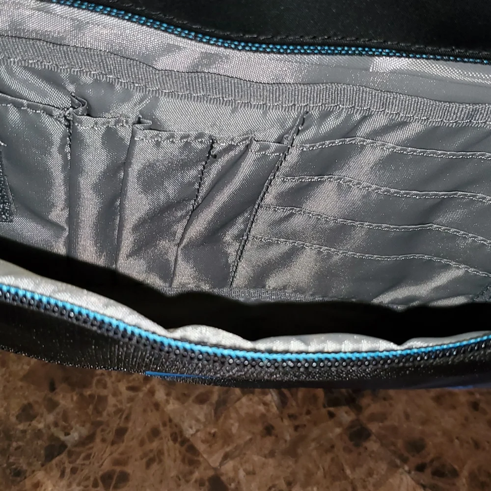 New Dell Deluxe Briefcase
